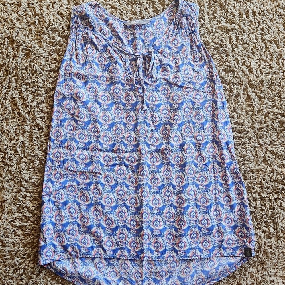 The North Face womans tank top size small